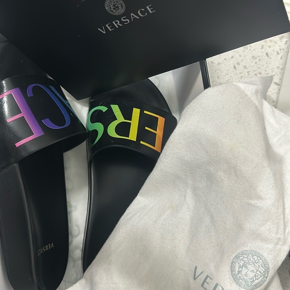 Versace Slides - Picture 3 of 4
